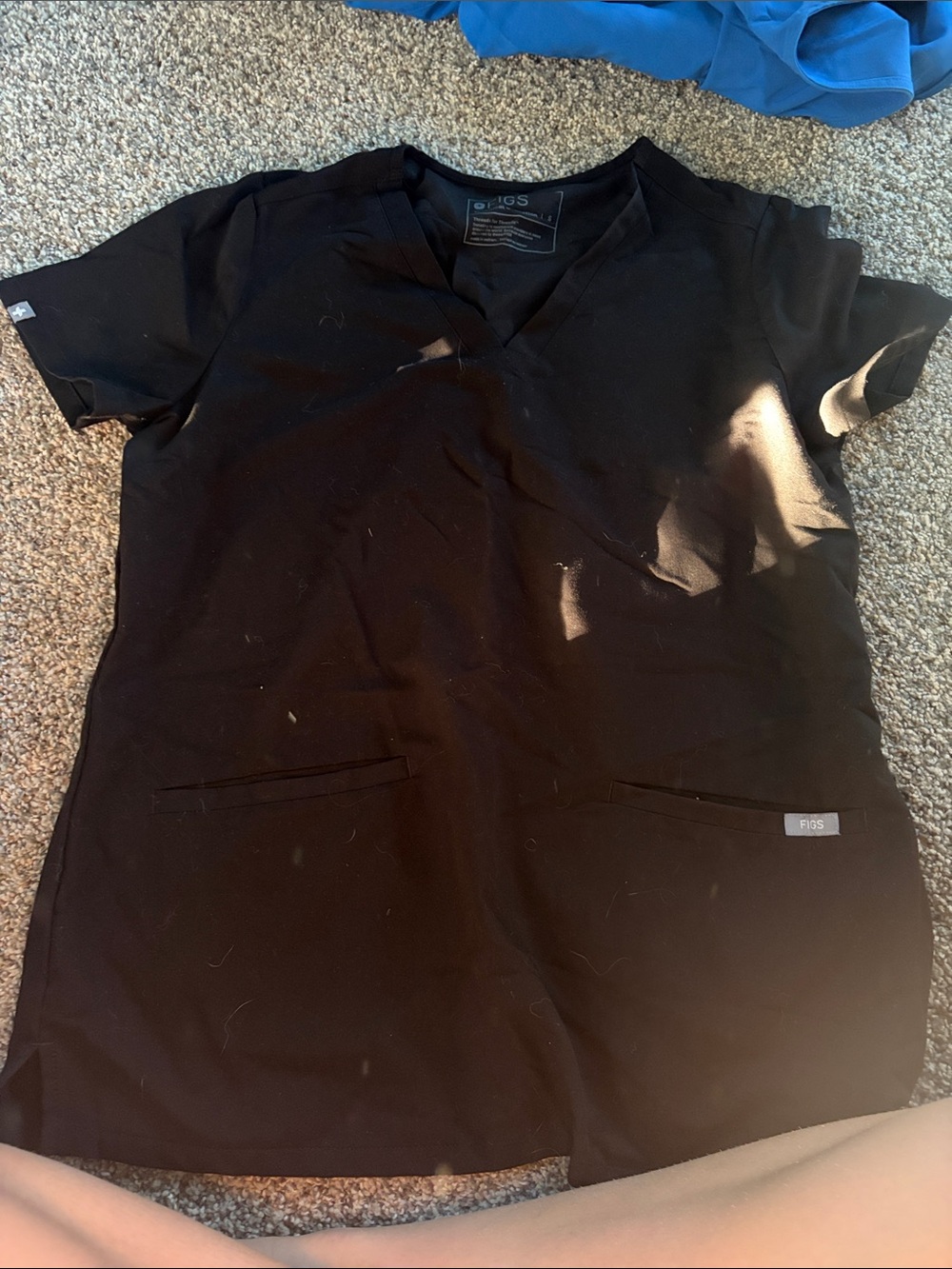 Figs Men's Black V-Neck Short Sleeve Scrub Top